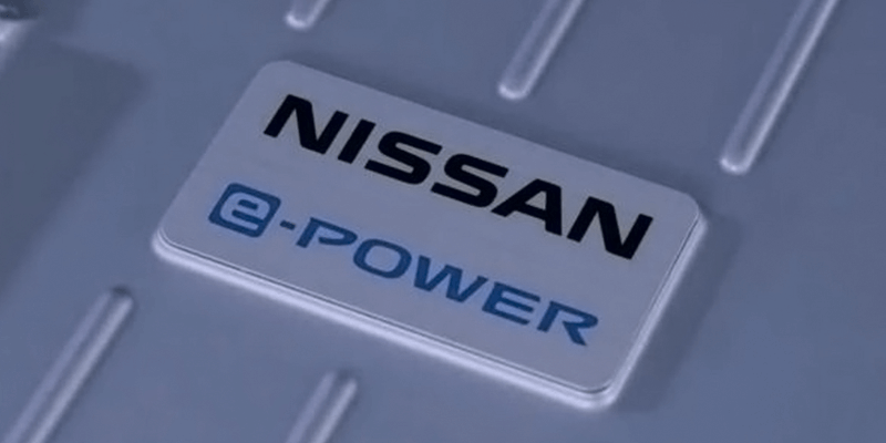 Logo de e-power en carrocería de Nissan Kicks